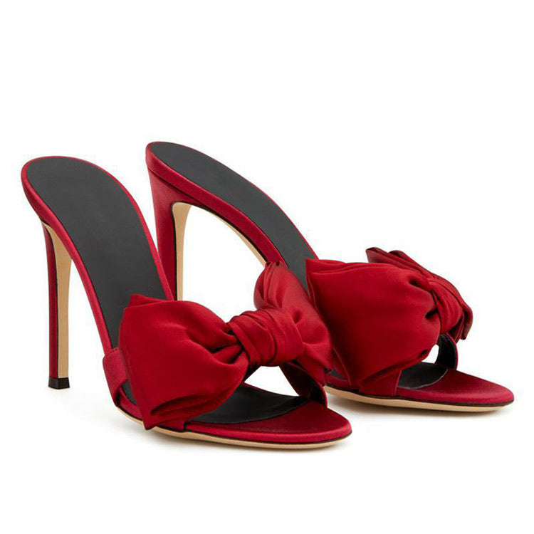 “Minette” Red Bow Mule